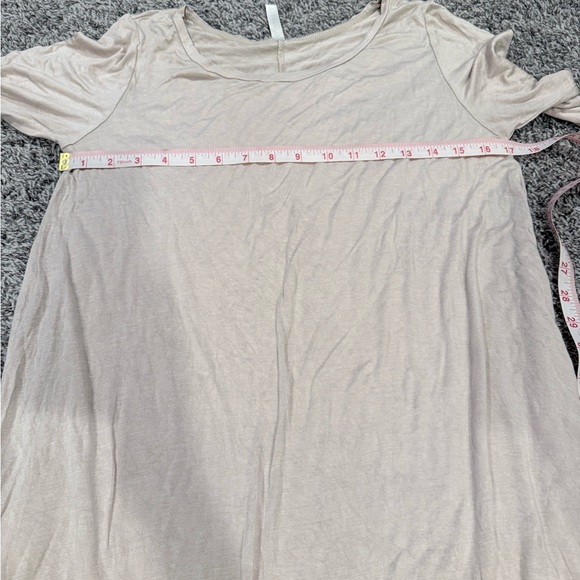 Love In - Picture 2 of 5